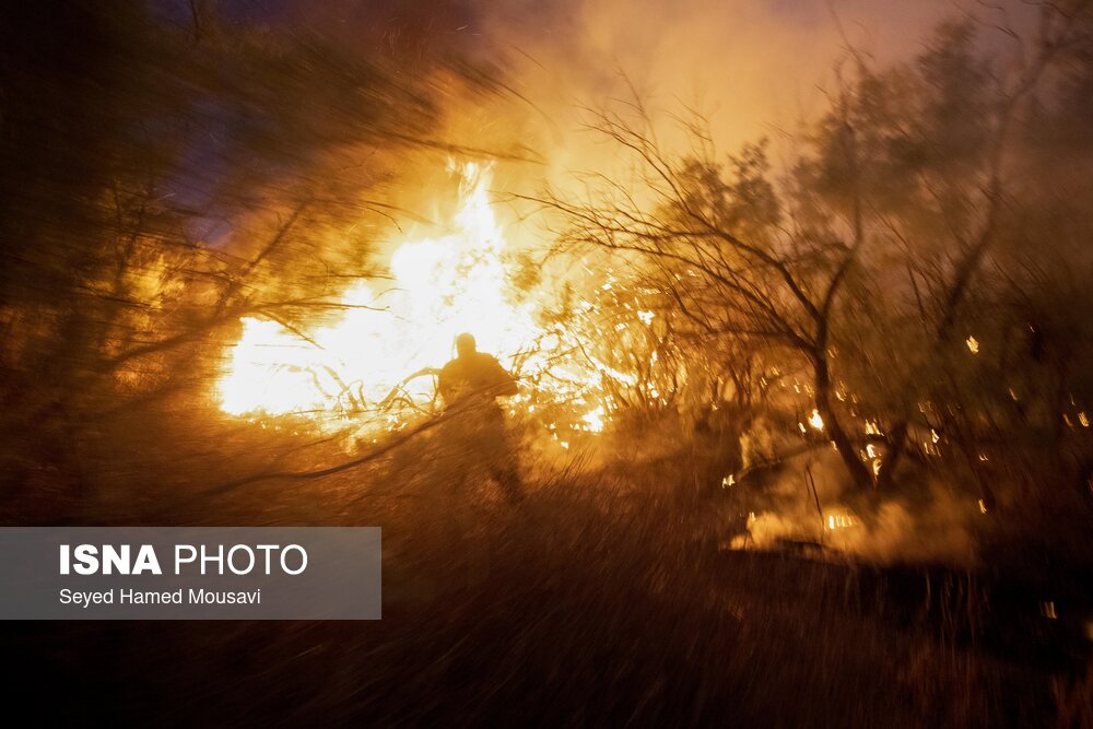 درخواست کمک خوزستان برای تامین تجهیزات مهار آتش در جنگل‌ها