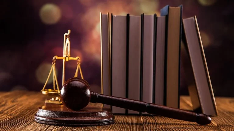 کسب و کار برتر مجازات فرستادن عکس خود برای نامحرم
