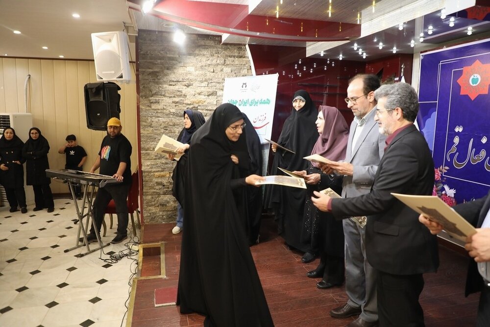 سلامت داوطلبان سلامت استان قم تجلیل شدند