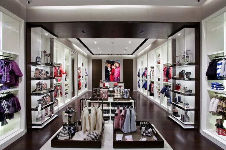 فروشگاه Burberry Kids